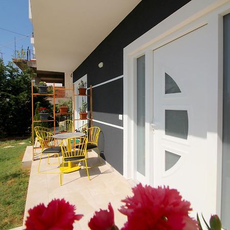 Alis Apartments Sarandë Eksteriør bilde