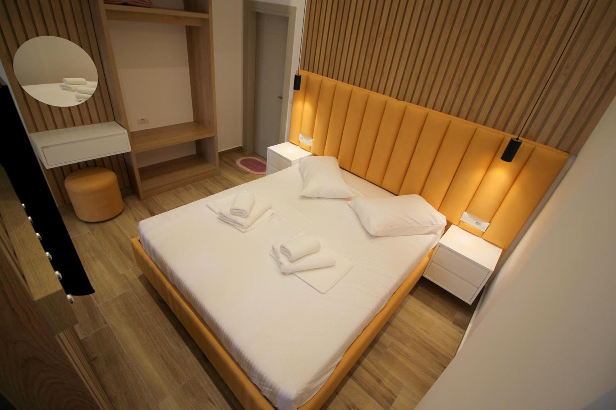 Alis Apartments Sarandë Eksteriør bilde