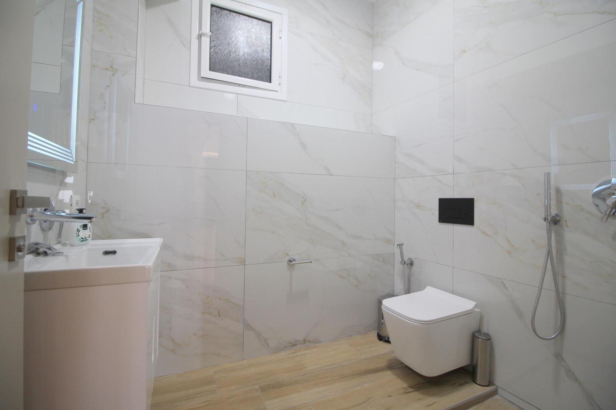 Alis Apartments Sarandë Eksteriør bilde