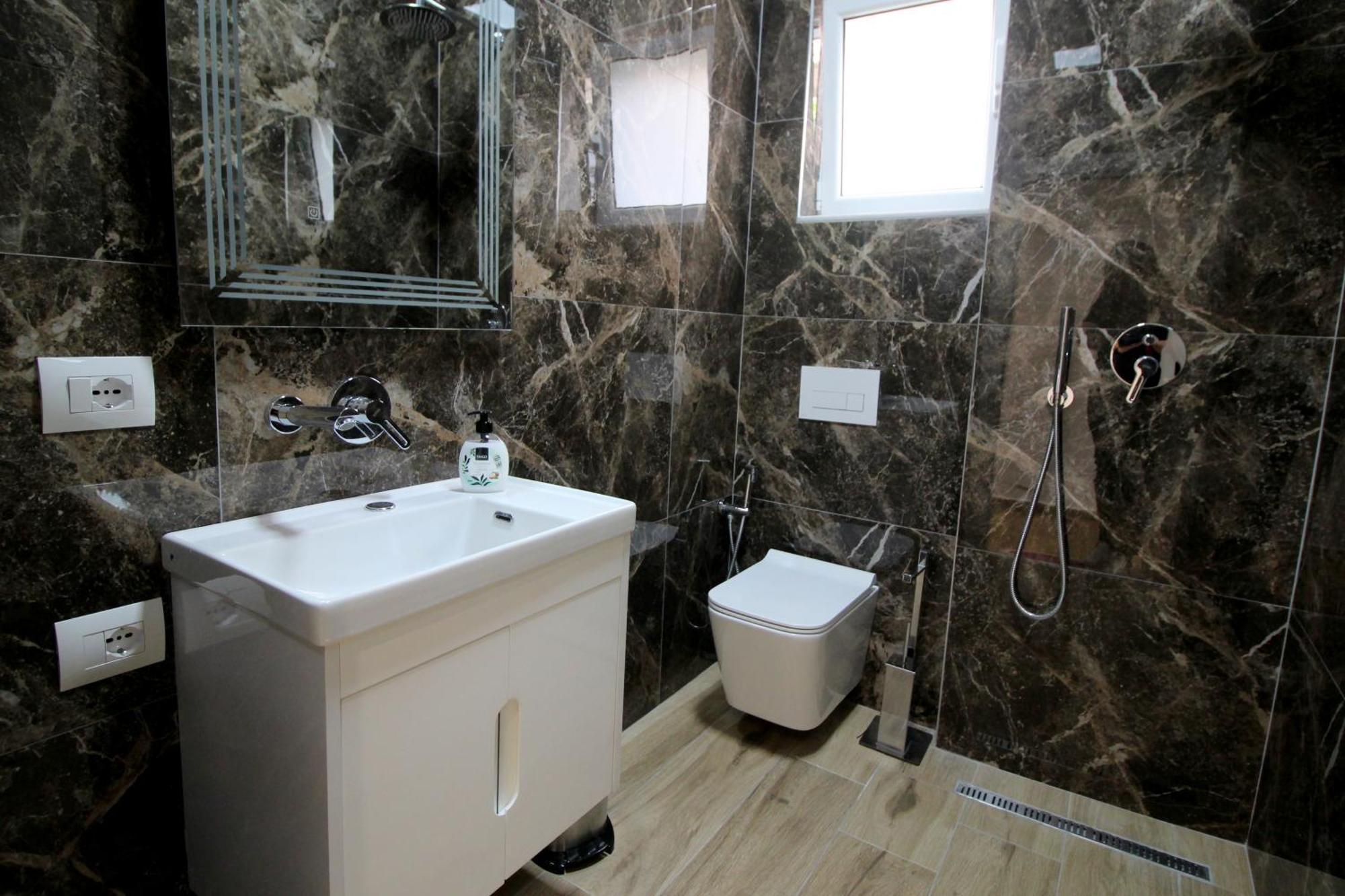 Alis Apartments Sarandë Eksteriør bilde